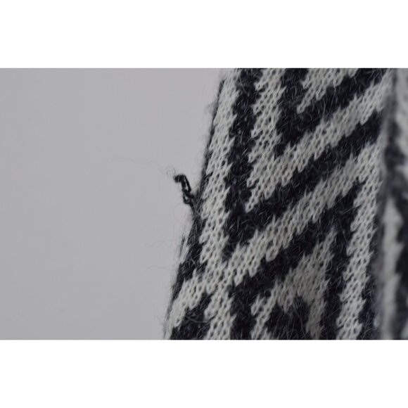 Vintage 80s Geometric Gray/Beige Pullover Acrylic/Nylon Sweater‎ size Large - Picture 5 of 10